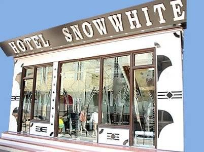 Snow White Deluxe 2*